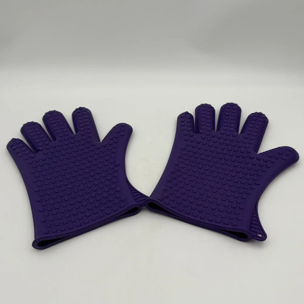 Purple Silicone Heat Resistant Oven Mitts Textured Non Slip Kitchen Gloves Pair